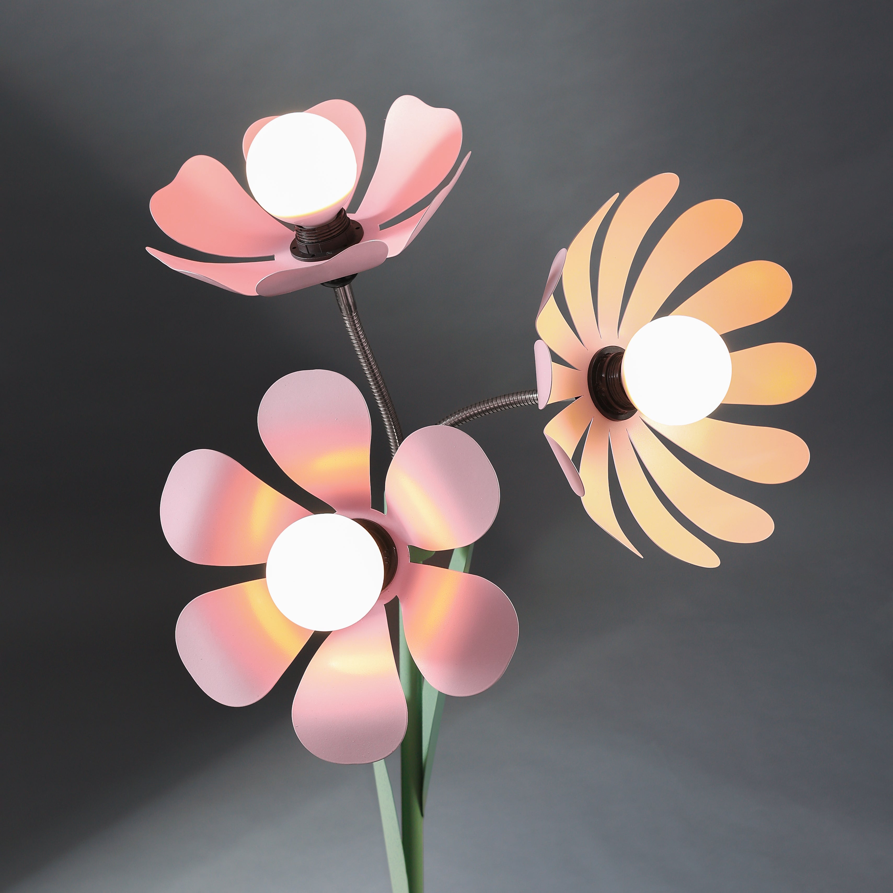 Petal Bloom Floor Lamp