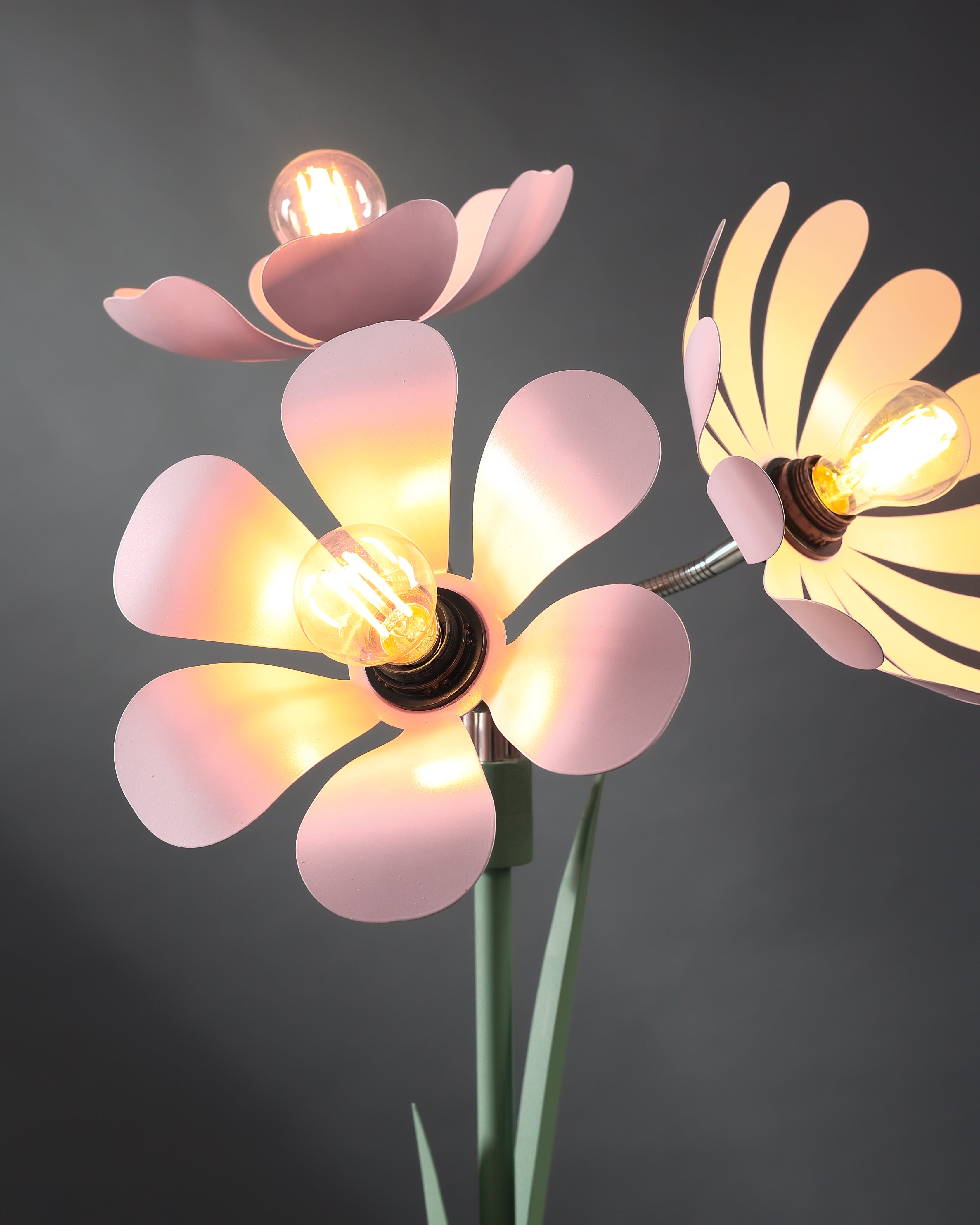 Petal Bloom Floor Lamp