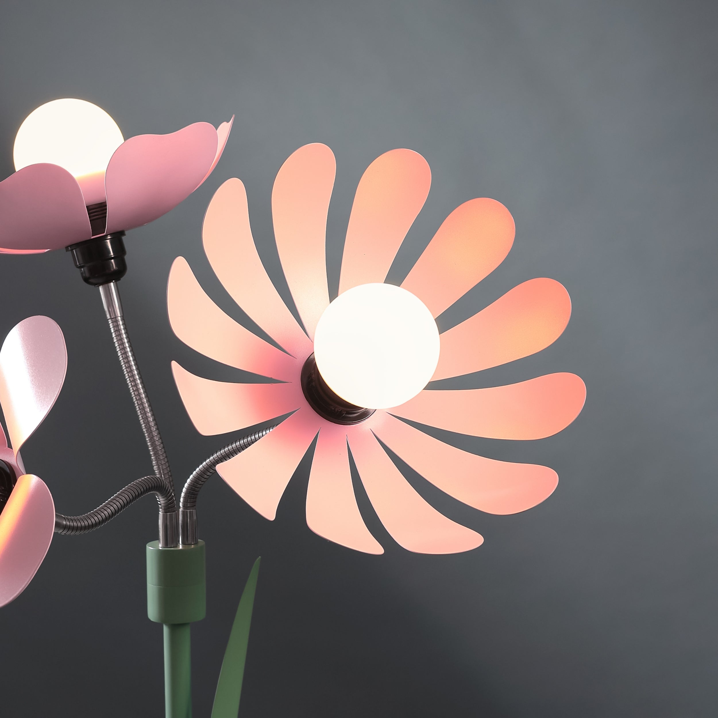 Petal Bloom Floor Lamp