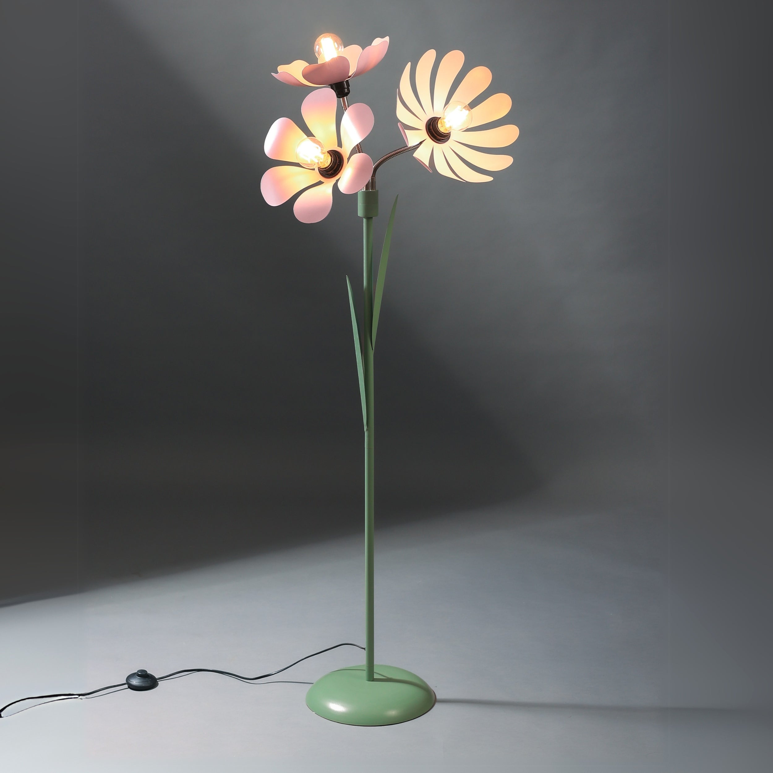 Petal Bloom Floor Lamp