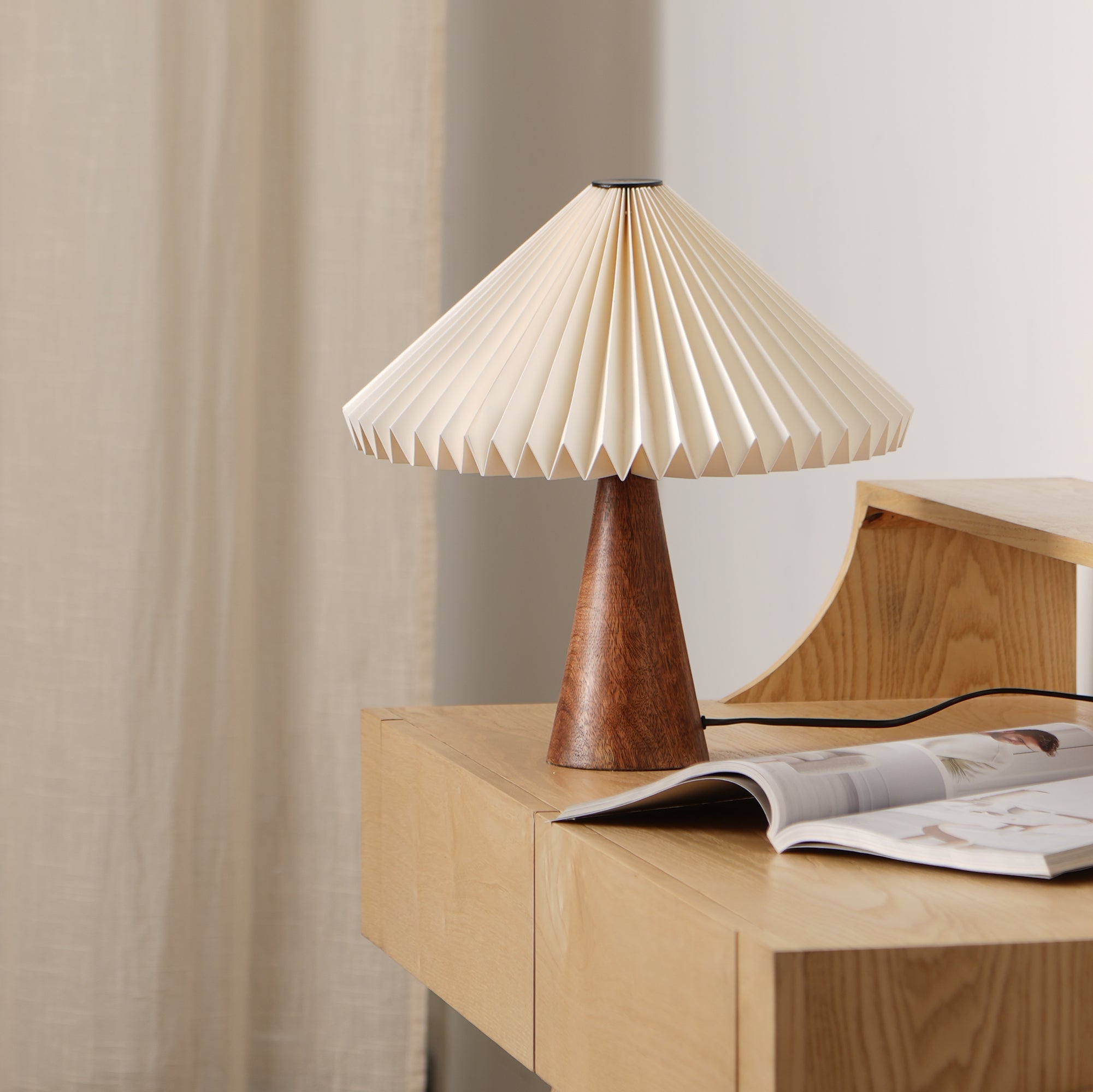 Ballet Table Lamp