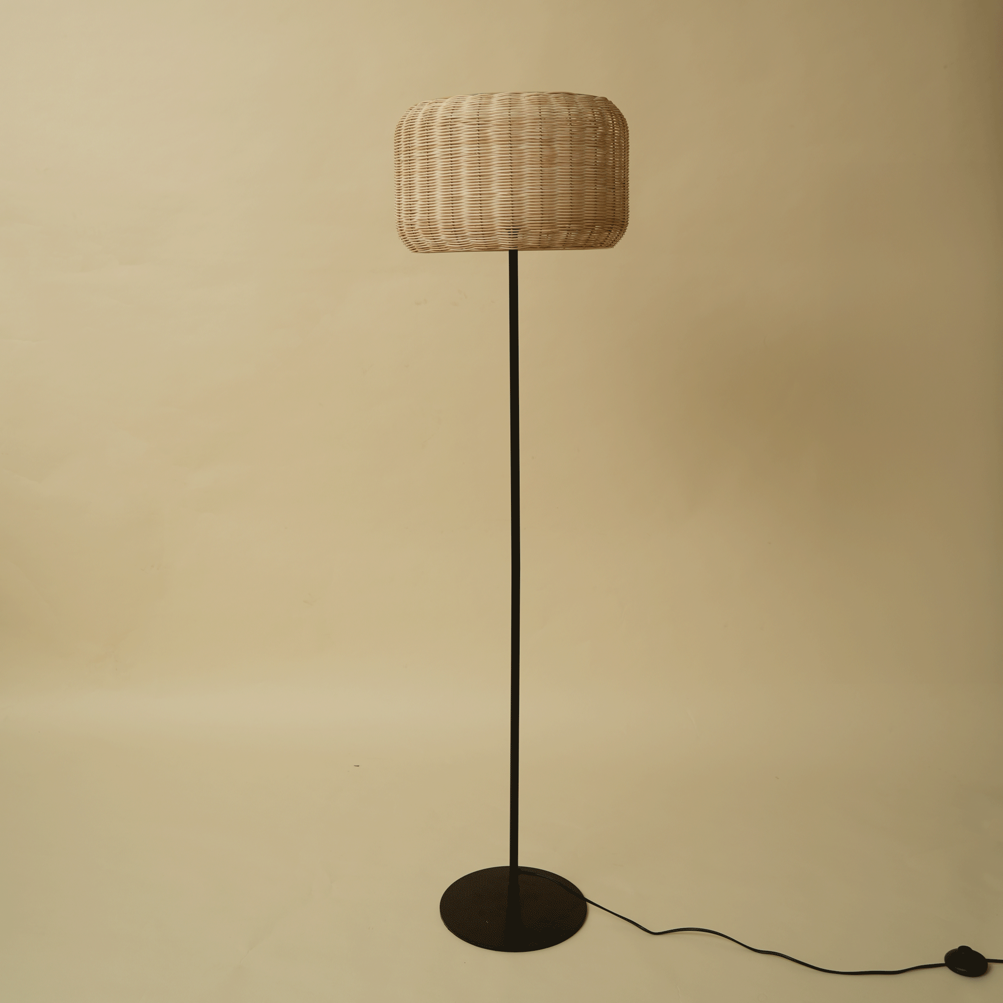 Bird's Nest - Rattan Floor Lamp