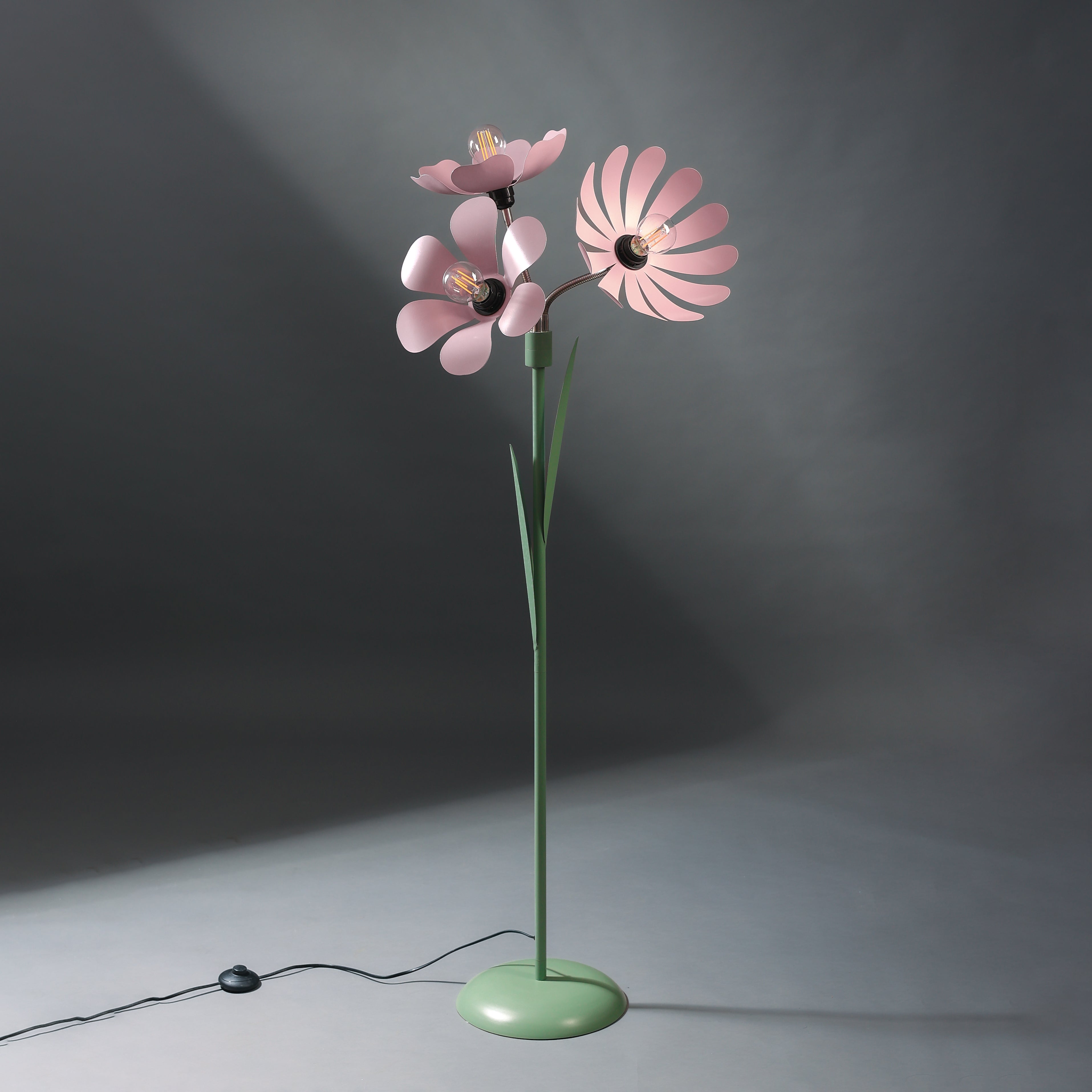 Petal Bloom Floor Lamp