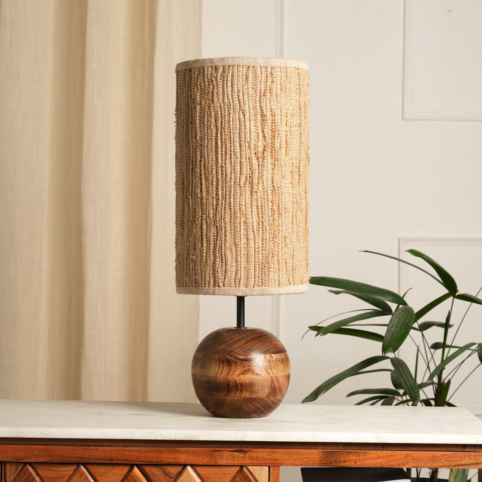 JUTE WEAVE TABLE LAMP - JUTE WEAVE NATURAL DESK LAMP, MANGO WOOD BASE, HANDCRAFTED BEDSIDE LAMPSHADE - FIG Living - JUTE WEAVE TABLE LAMP - JUTE WEAVE NATURAL DESK LAMP, MANGO WOOD BASE, HANDCRAFTED BEDSIDE LAMPSHADE - FIG Living