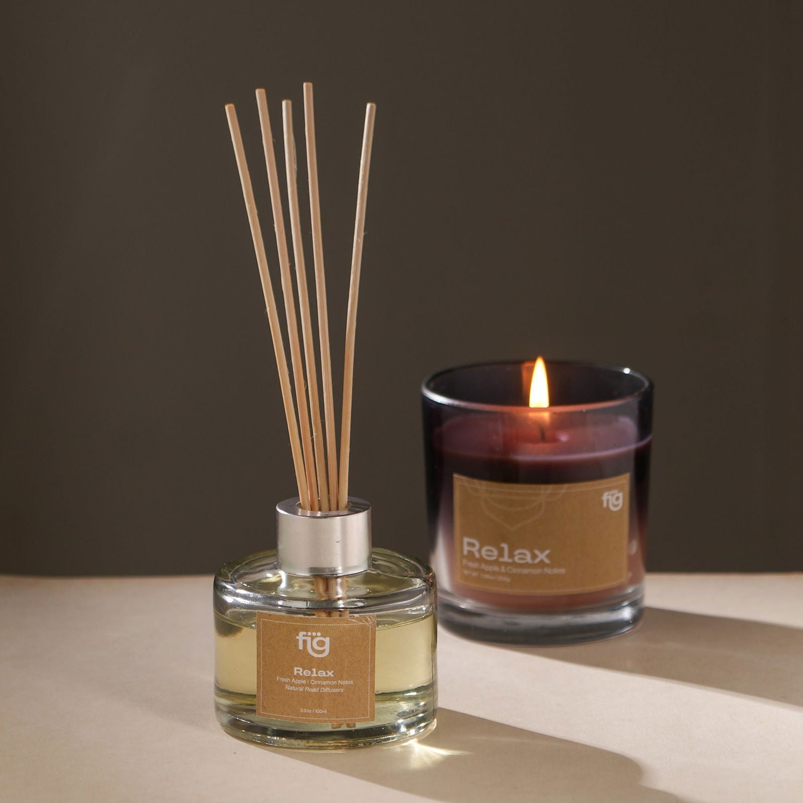 Relax Apple and Cinamon Reed Diffusor - IFRA standard Perfumes Scented Candle - FIG Living - Relax Apple and Cinamon Reed Diffusor - IFRA standard Perfumes Scented Candle - FIG Living