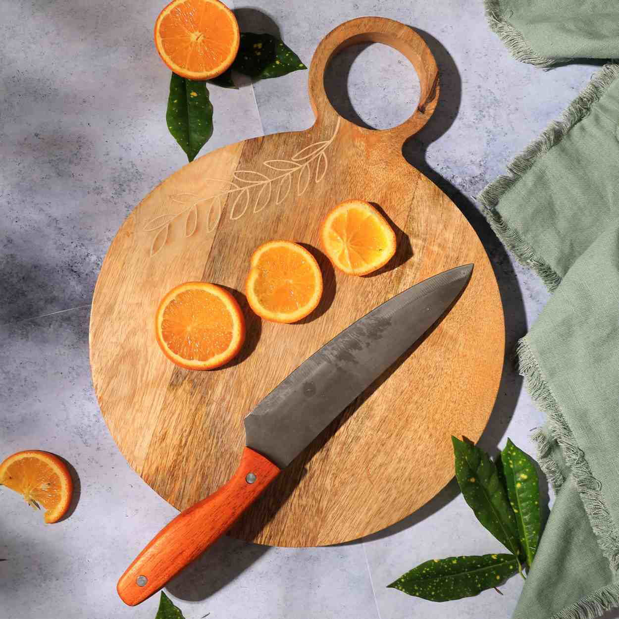 Wooden Chopping Board, Mango Wood, Food Grade Polish, Dishwasher Safe - FIG Living - Wooden Chopping Board, Mango Wood, Food Grade Polish, Dishwasher Safe - FIG Living